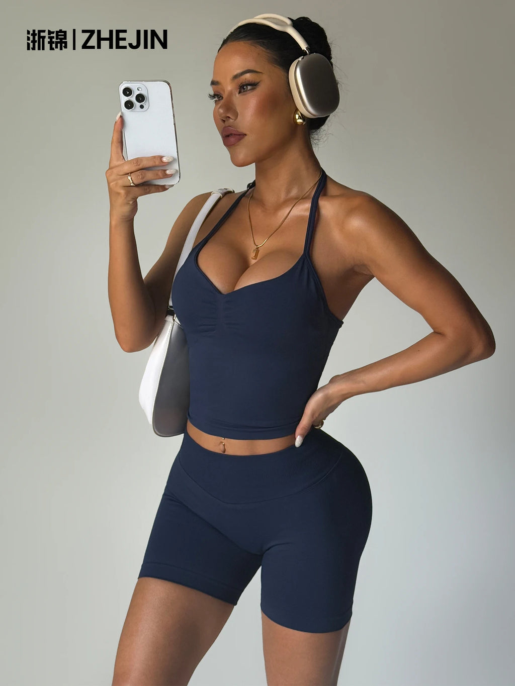 Seamless Halter Neck Sports Bra Women Ruched V Neck Yoga Crop Top Padded Gym Workout Tank Top Sexy Backless Fitness Activewear